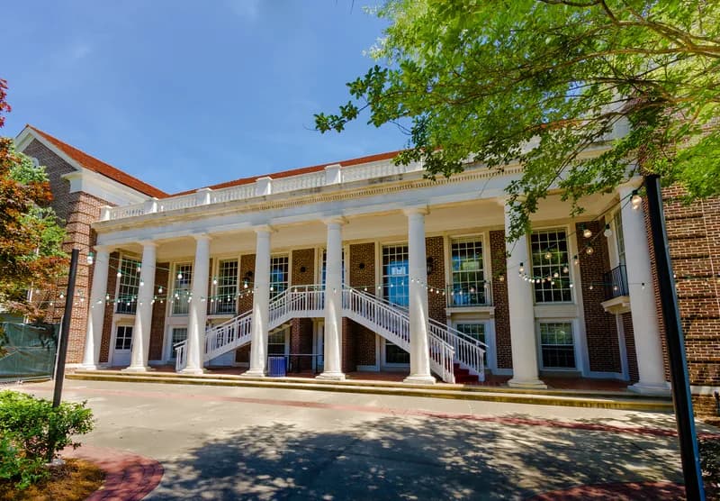 Stewart Hall dormitory on the Ole Miss campus